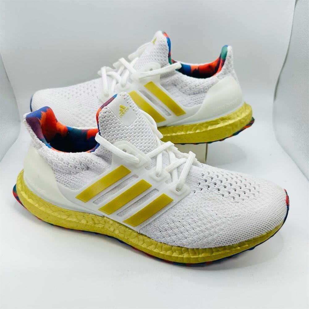 adidas UltraBoost 5.0 DNA Title IX Womens Sneakers White/Gold Size 7.5 | EUC